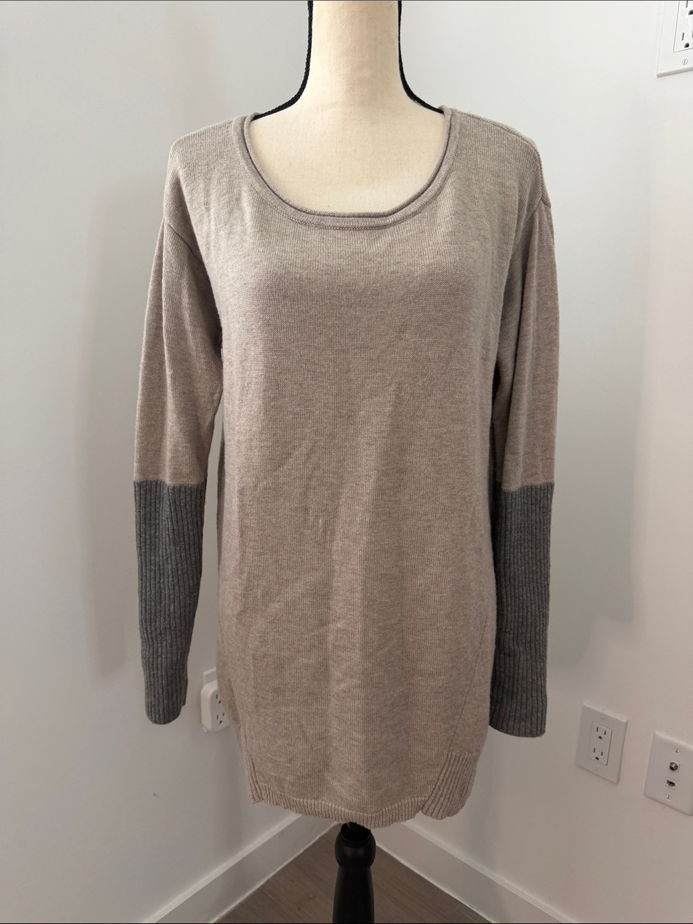 Athleta Tan Merino Nopa Extra Fine Wool Pullover Sweater. Sz Small - Picture 3 of 12